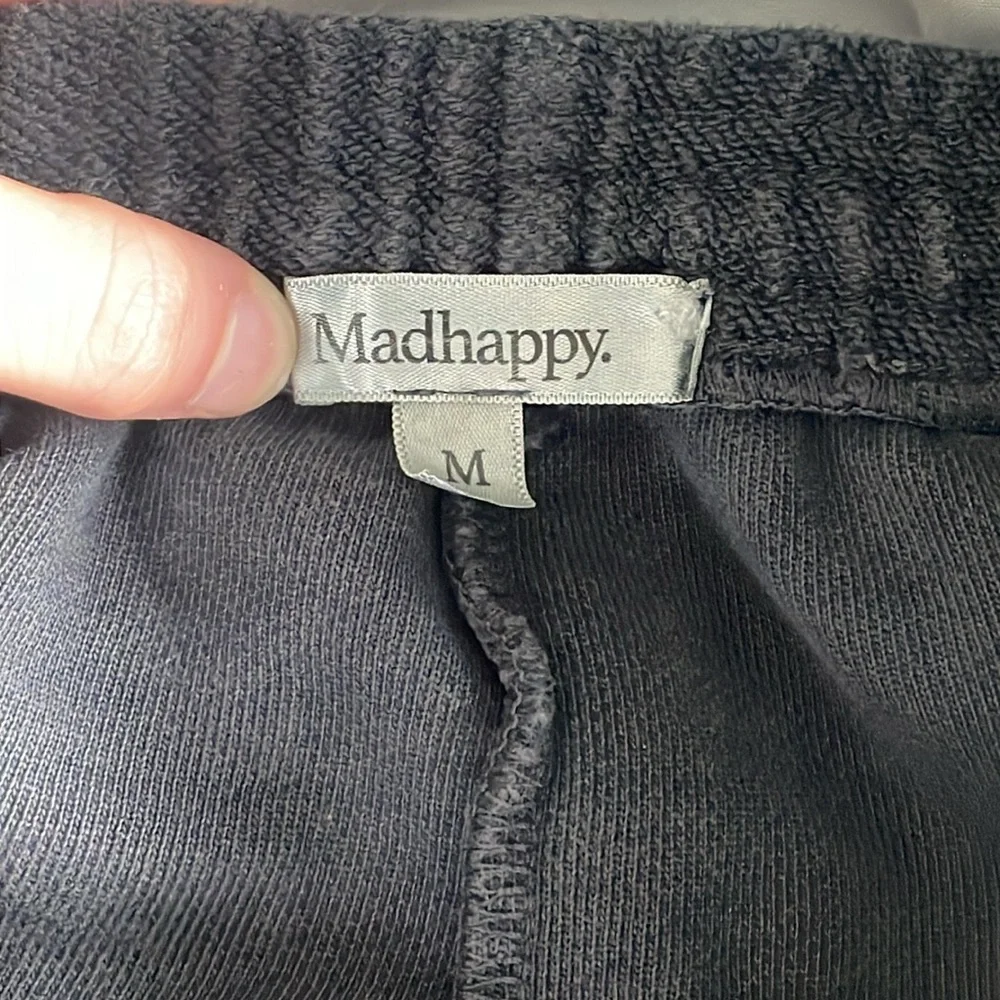 madhappy sweat shorts - Picture 5 of 5